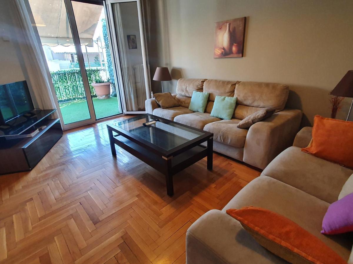 Апартаменти Pedion Areos Park 4 Center 4 Афіни Екстер'єр фото