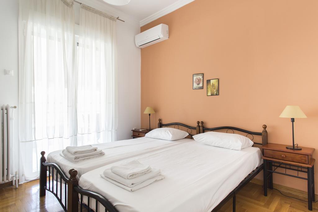 Апартаменти Pedion Areos Park 4 Center 4 Афіни Екстер'єр фото