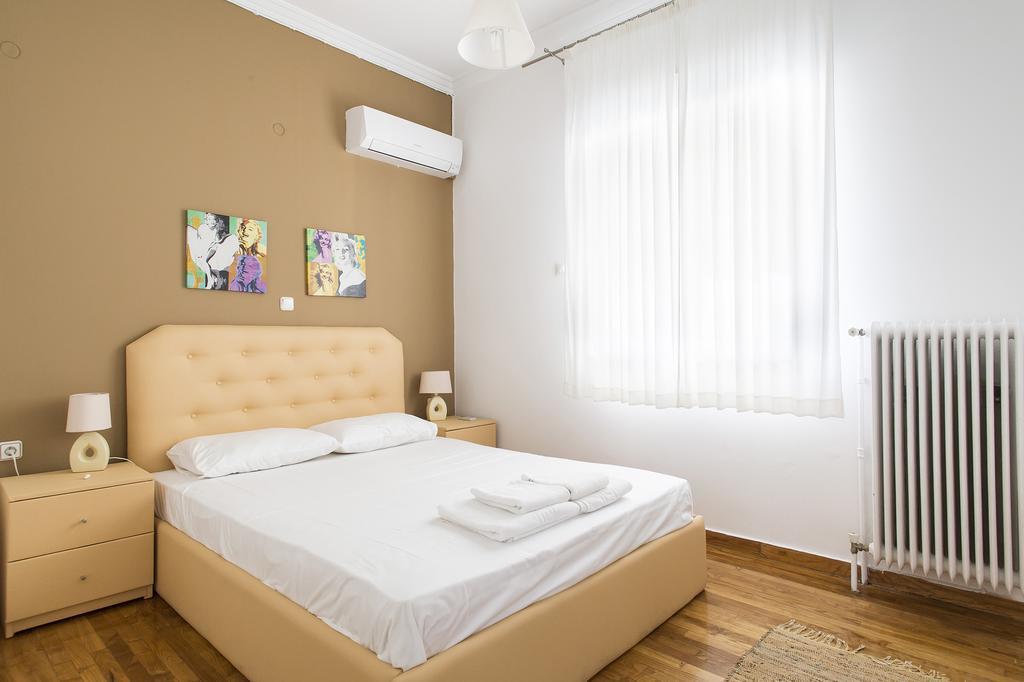 Апартаменти Pedion Areos Park 4 Center 4 Афіни Екстер'єр фото
